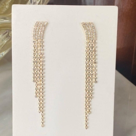 Brinco Longo com Franjas de Strass Banhado a Ouro 18k