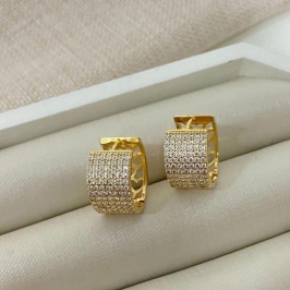 Brinco Argola Larga Inteira Cravejada Banhado a Ouro 18k