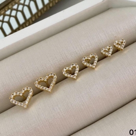 Trio de Brincos Coração Cravejado – Banhado a Ouro