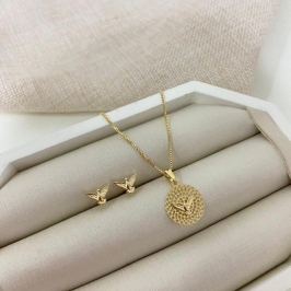 Conjunto Colar e Brincos Espírito Santo Banhados a Ouro 18k – Modelo 777