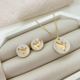 Conjunto Colar e Brincos Pomba da Paz Banhados a Ouro 18k – Modelo 870