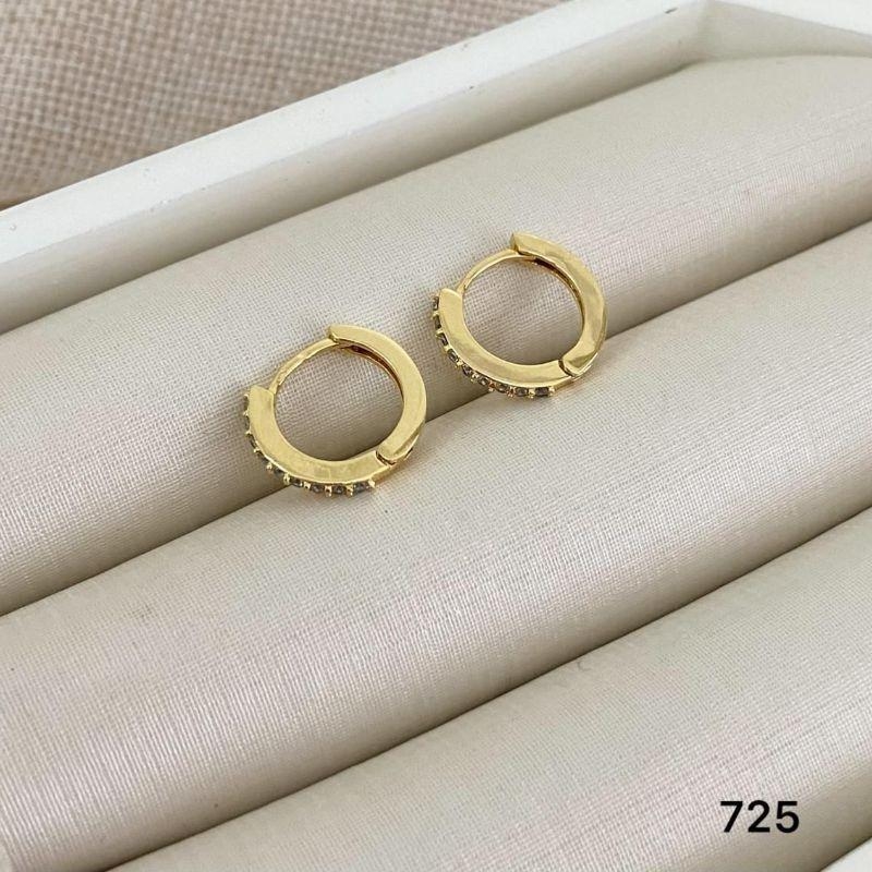 Brinco Argola Pequena com Zircônias – Banhado a Ouro