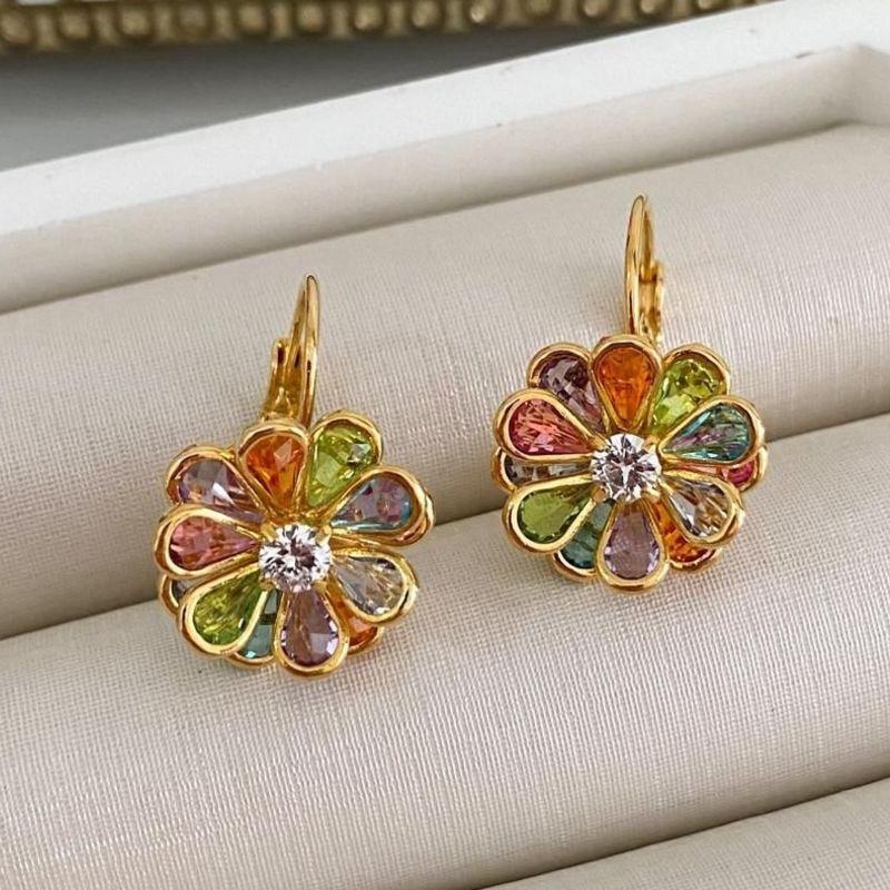 Brinco Flor Colorida – Banhado a Ouro com Zircônias Multicoloridas