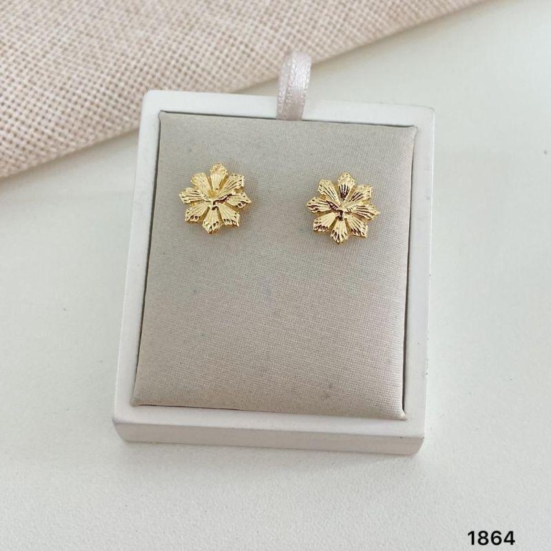 Brinco Flor Trabalhada Banhado a Ouro 18k Feminino Delicado