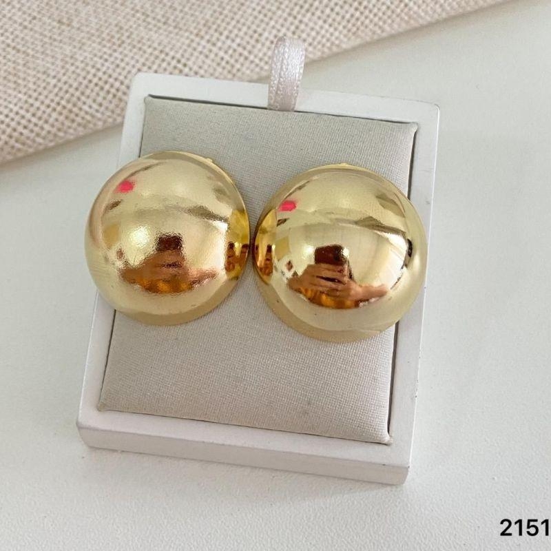 Brinco Dourado Botão Grande Redondo  Clássico e Sofisticado