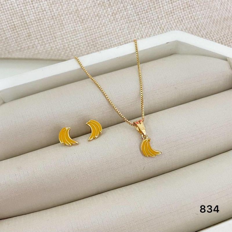 Conjunto Infantil Colar Gargantilha Corrente Veneziana com Pingente Banana Banhado a Ouro 18k Feminino