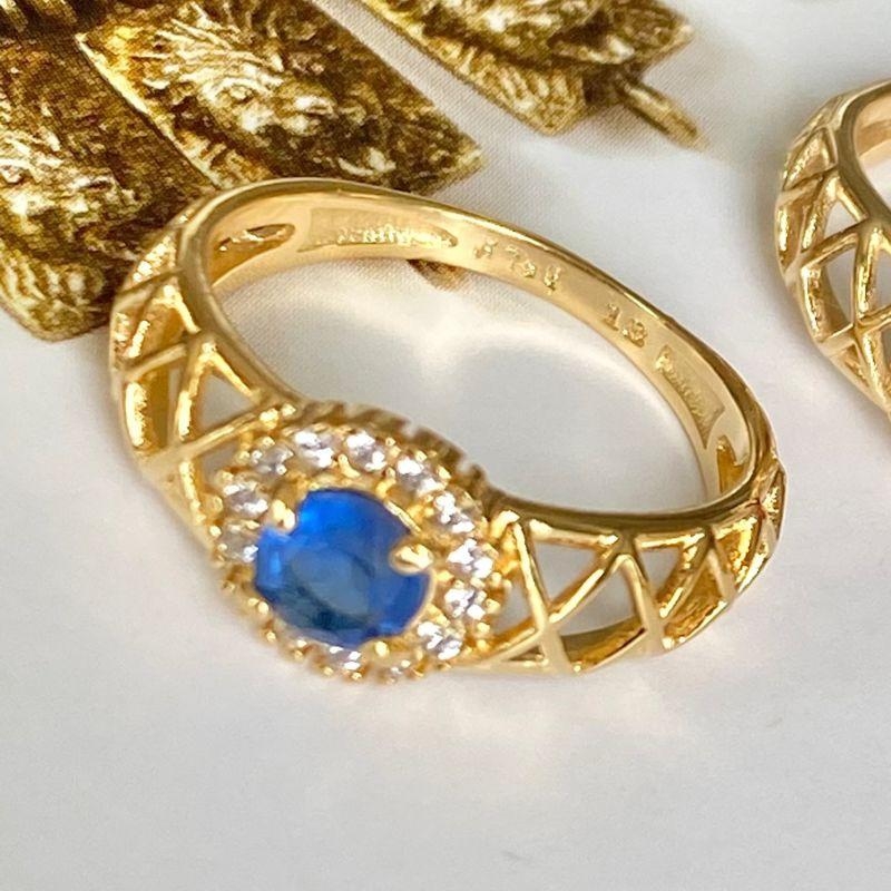 Anel de Formatura Banhado a Ouro 18k com Pedra Central Azul, Vermelha ou Verde