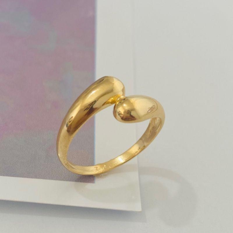 Anel Minimalista Em Formato Arredondado