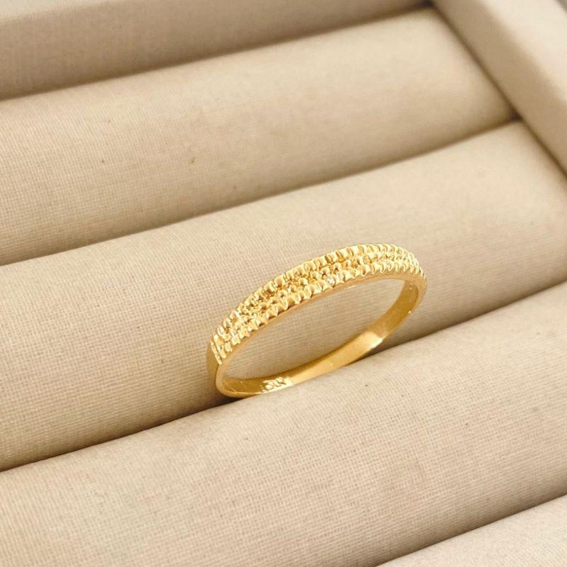 Anel Texturizado Banhado a Ouro 18k Minimalista
