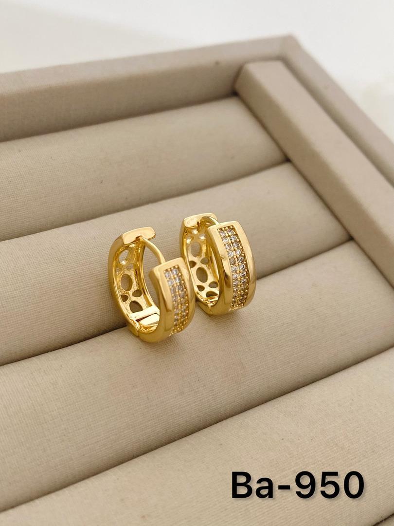 Brinco Argola Banhado a Ouro 18k com Fileira Dupla de Micro Zircônias