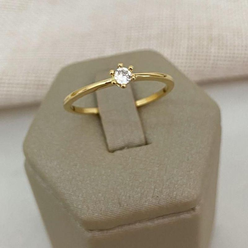 Anel Solitário com Zircônia Banhado a Ouro 18k