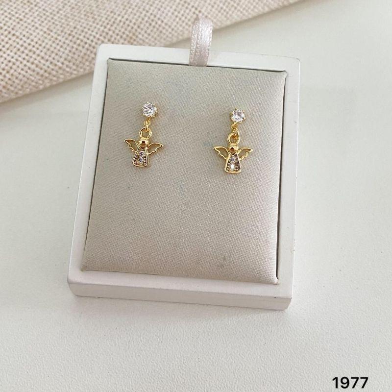 Brinco Dourado Anjinho com Zircônia  Delicado e Significativo