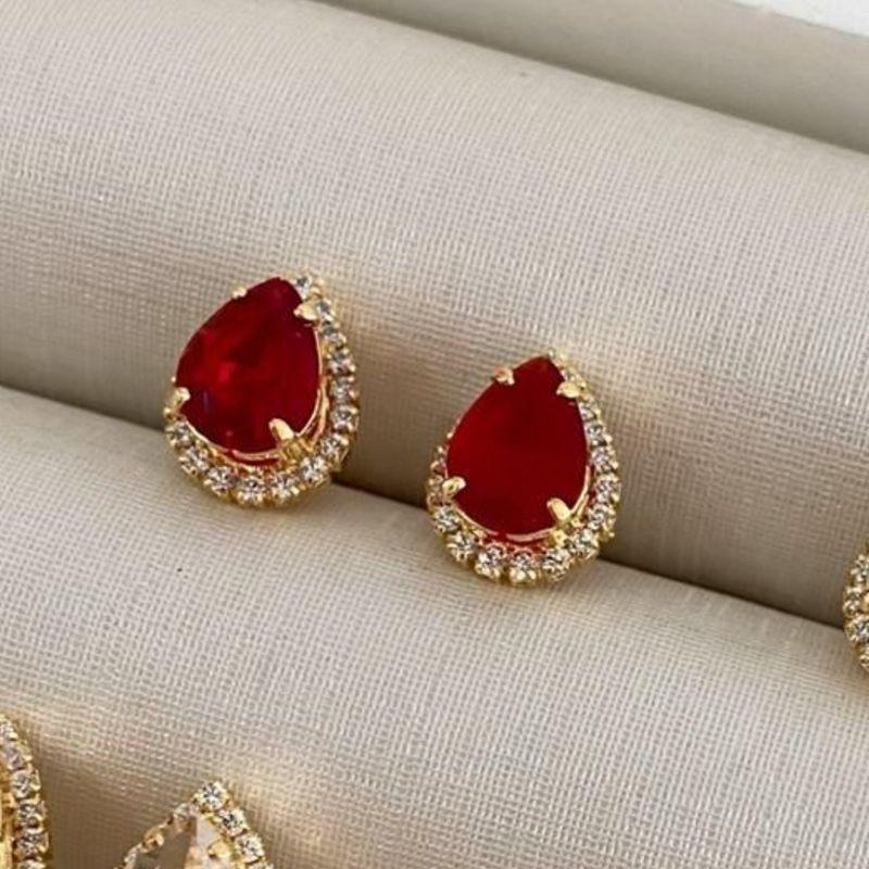 Brinco Gota com Zircônias – Banhado a Ouro