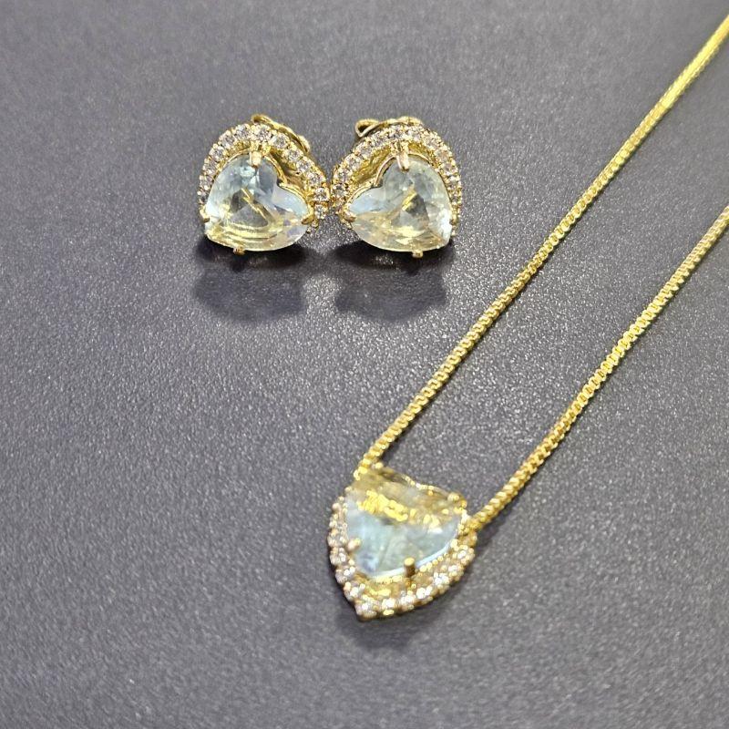 Conjunto Coração Cravejado Semijoia Banhada a Ouro 18K