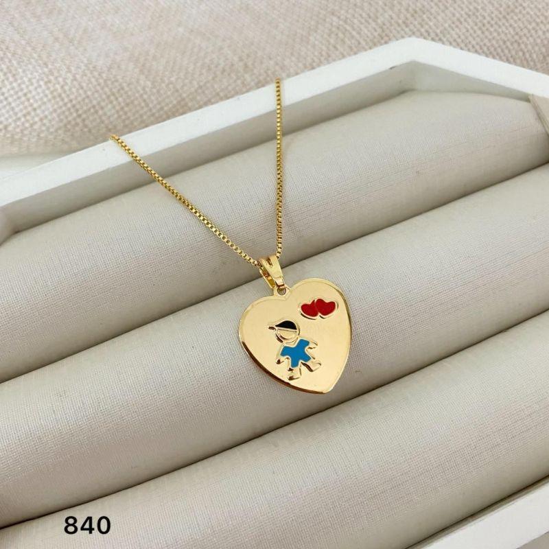 Gargantilha Pingente Menino com Coração Banhada a Ouro 18k – Corrente Veneziana 45cm – Modelo PV-840