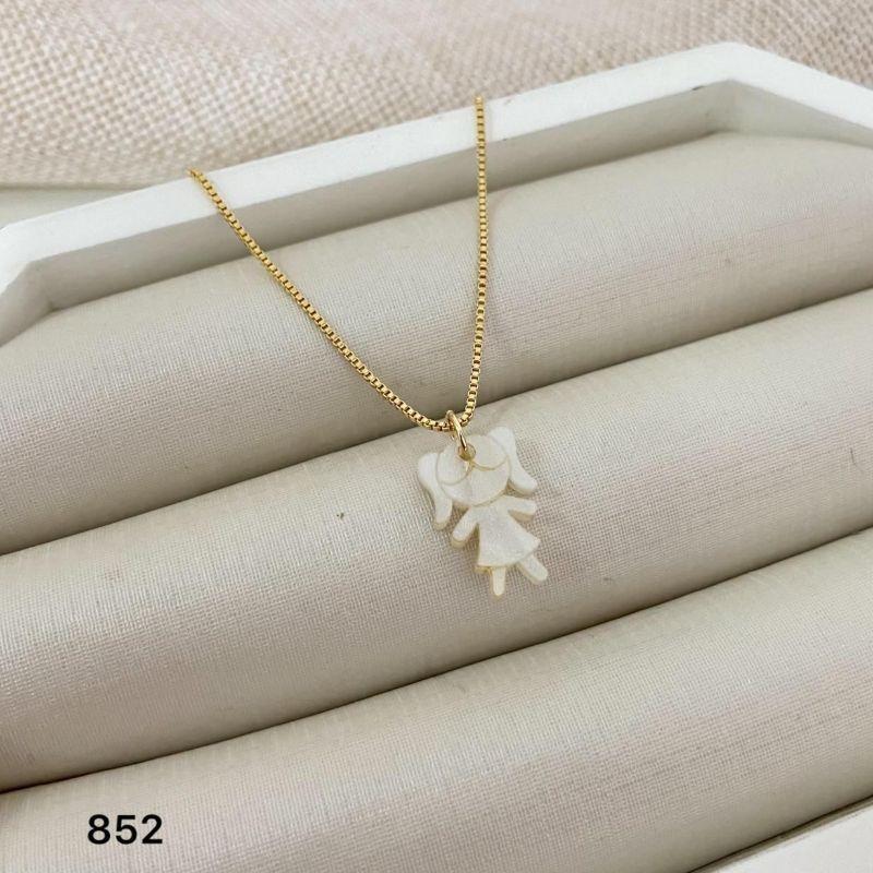 Gargantilha Pingente Menina Banhada a Ouro 18k – Corrente Veneziana 45cm – Modelo PV-852