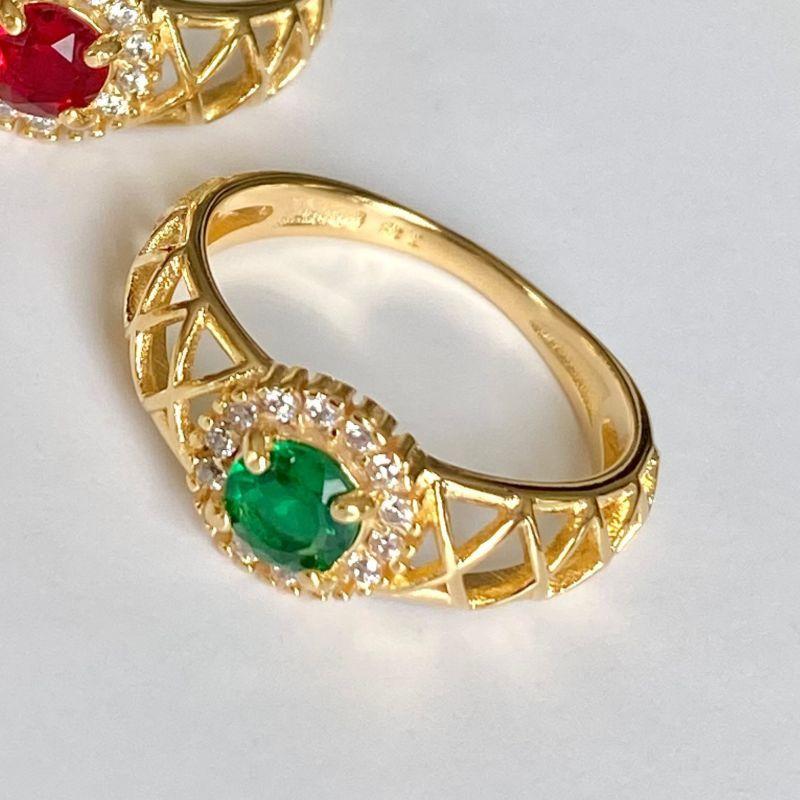 Anel de Formatura Banhado a Ouro 18k com Pedra Central Azul, Vermelha ou Verde