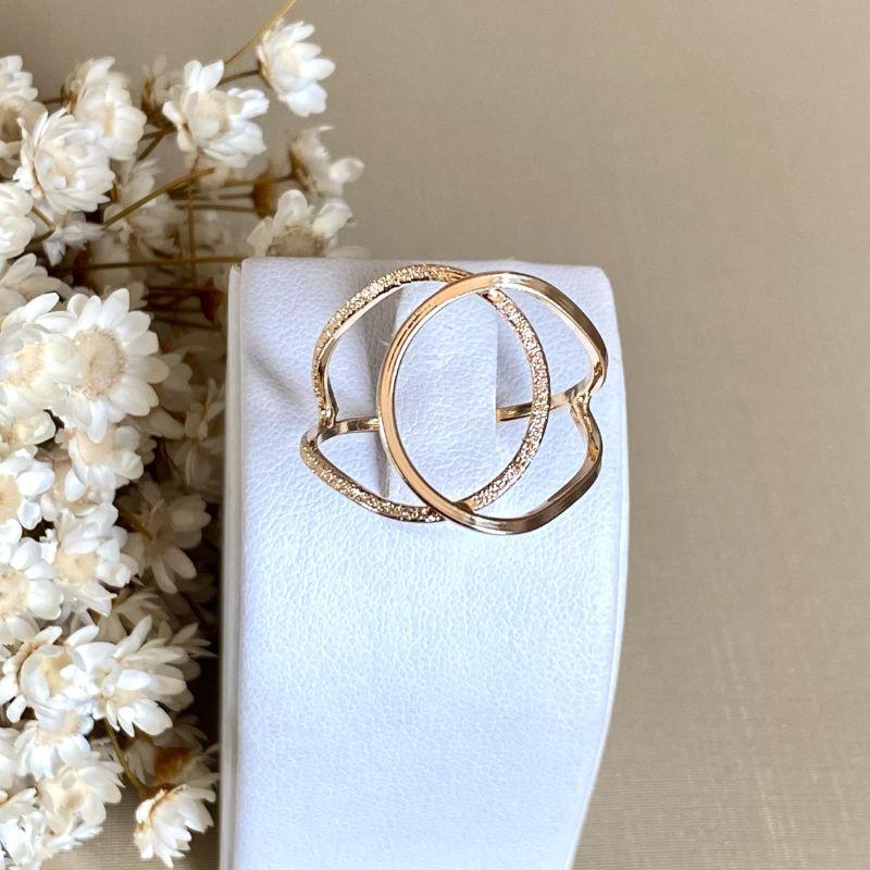 Anel Dourado com Círculos Entrelaçados Banhada a Ouro 18k