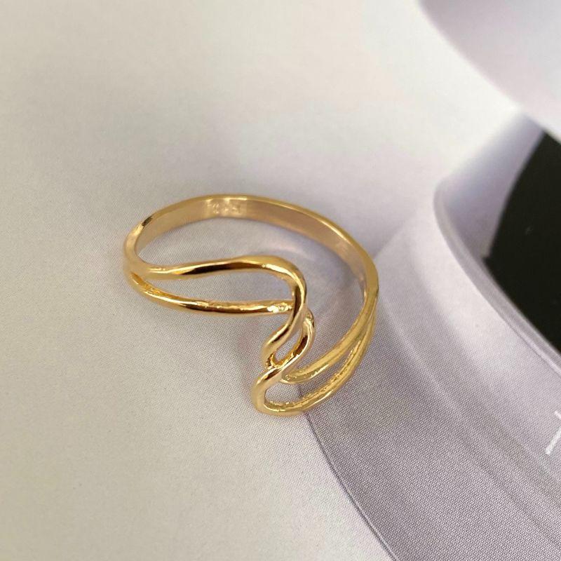 Anel Feminino Abstrato Banhado a Ouro 18k  Moderno e Minimalista