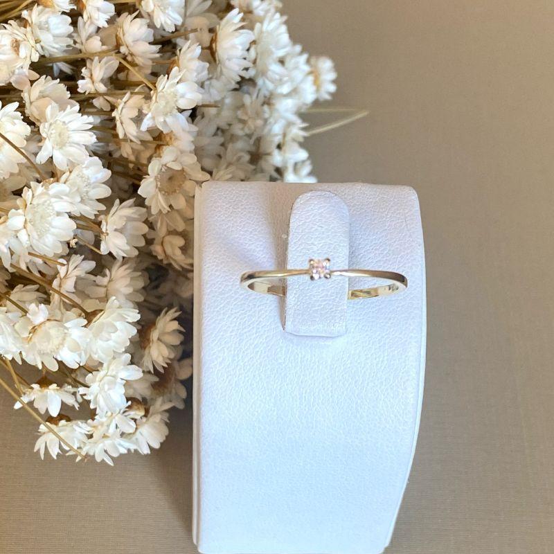 Anel Solitário com Zircônia Banhado a Ouro 18k  Joia Delicada e Minimalista