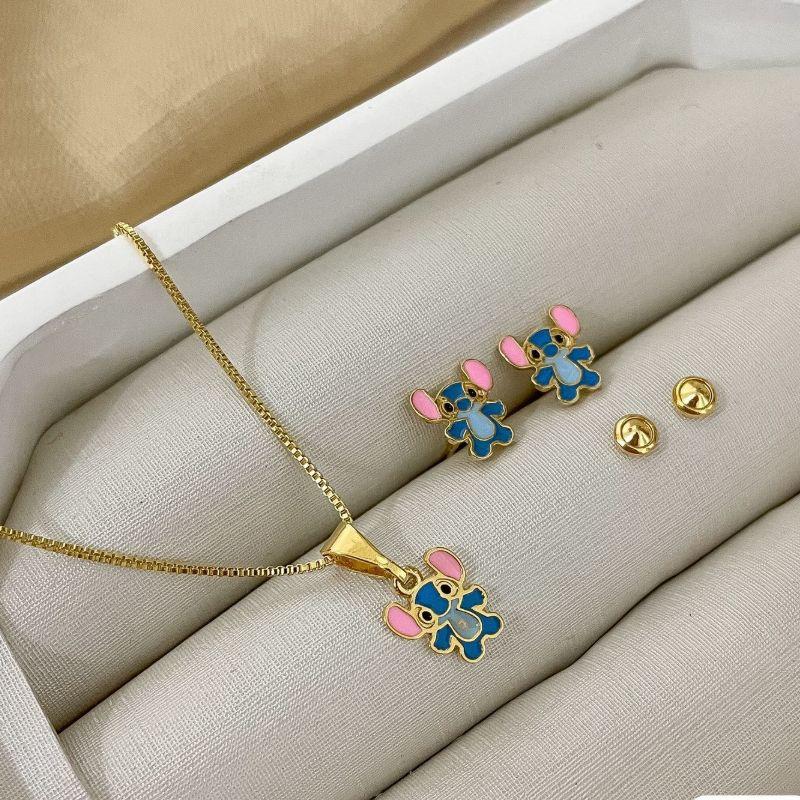 Conjunto Infantil Colar e Brinco Stitch Colorido Esmaltado Banhado a Ouro 18k